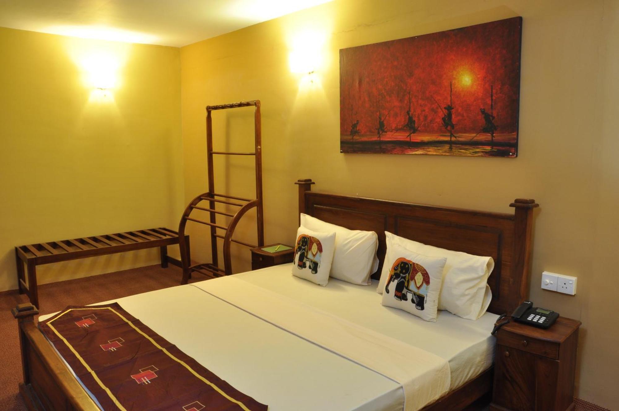 דמבולה Hotel Tinaya חדר תמונה