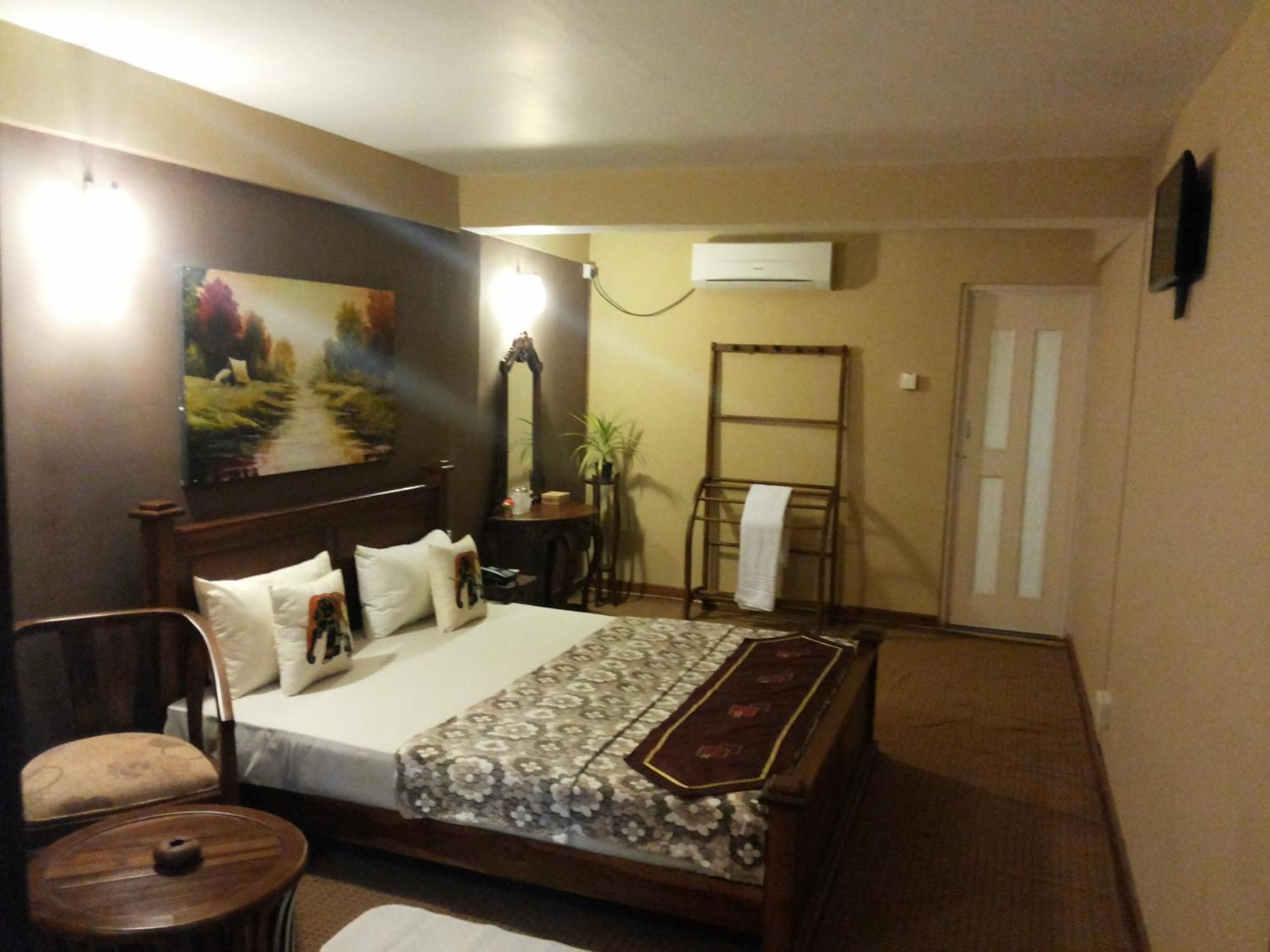 דמבולה Hotel Tinaya חדר תמונה