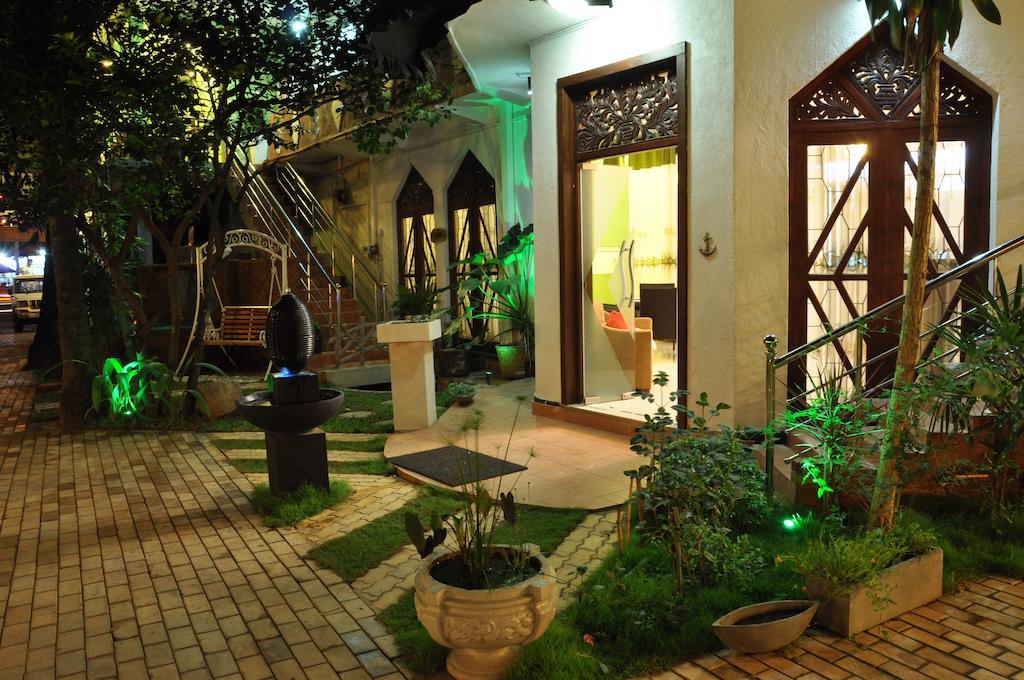 דמבולה Hotel Tinaya מראה חיצוני תמונה